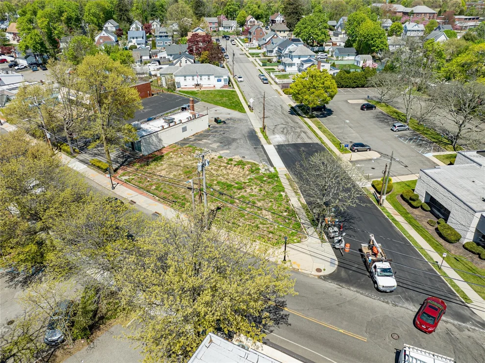 Unit for sale at 57 Main Street, Smithtown, NY 11754