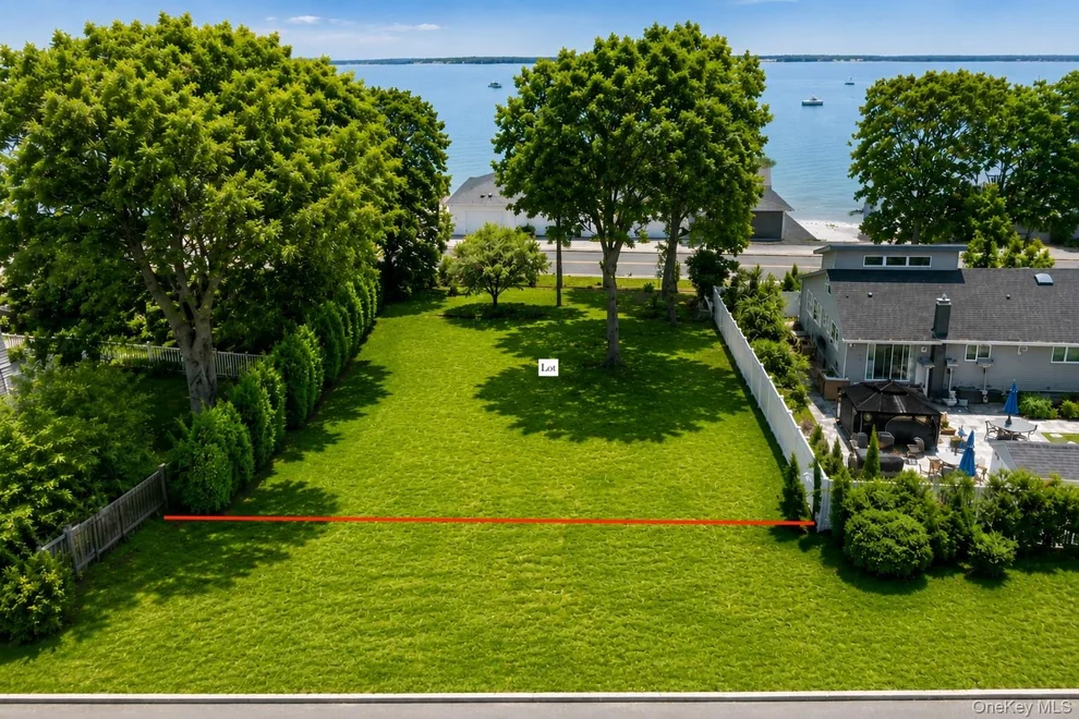 Unit for sale at Eatons Neck Road, Huntington, NY 11768