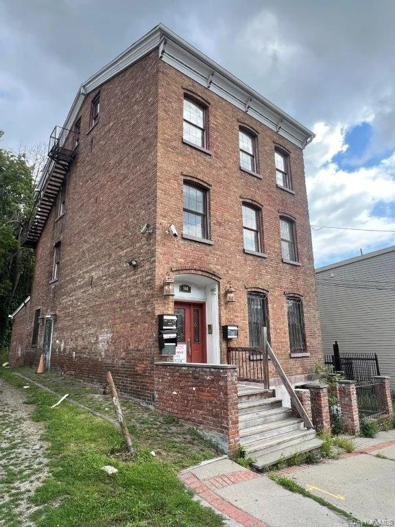 Unit for sale at 160 Ann Street, Newburgh (City), NY 12550