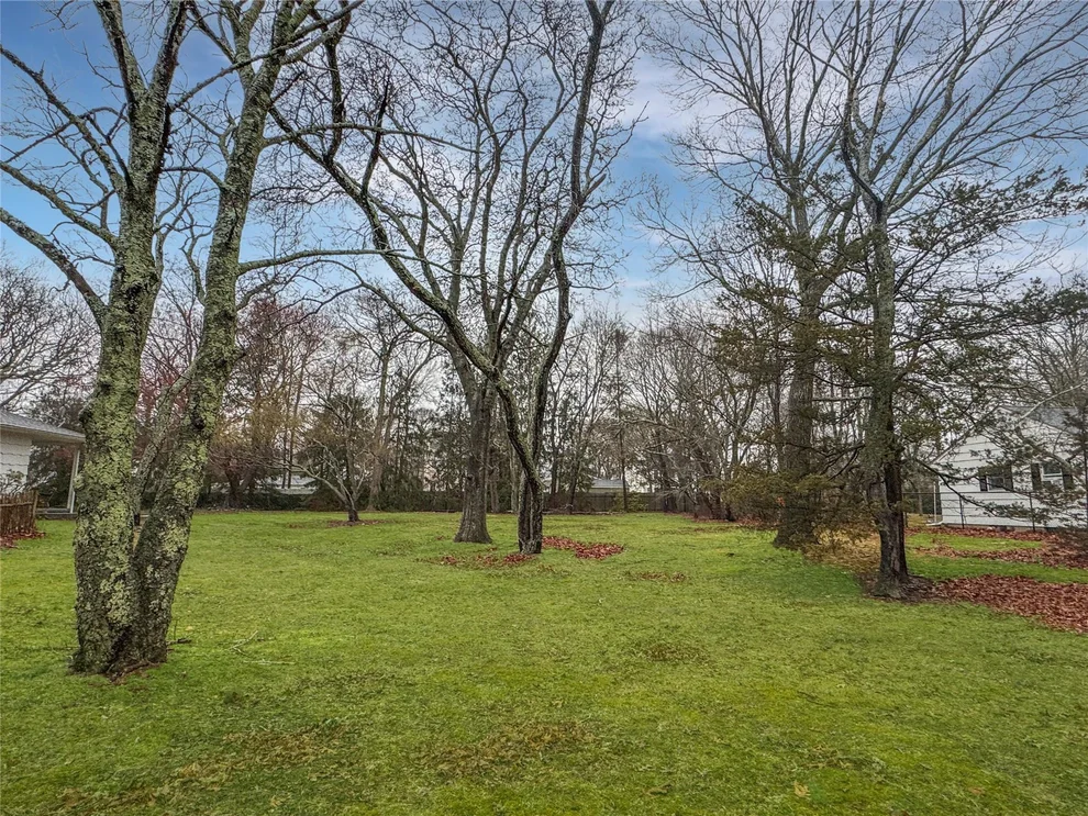 Unit for sale at 1014 Peconic Bay Boulevard, Riverhead, NY 11947