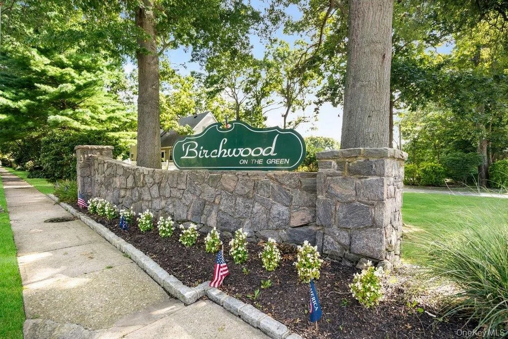 Unit for sale at 3113 Wilshire, Islip, NY 11769