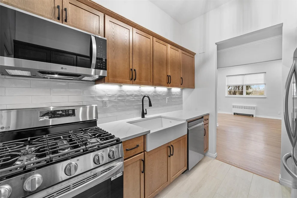 Unit for sale at 39 Fieldstone Drive, Greenburgh, NY 10530