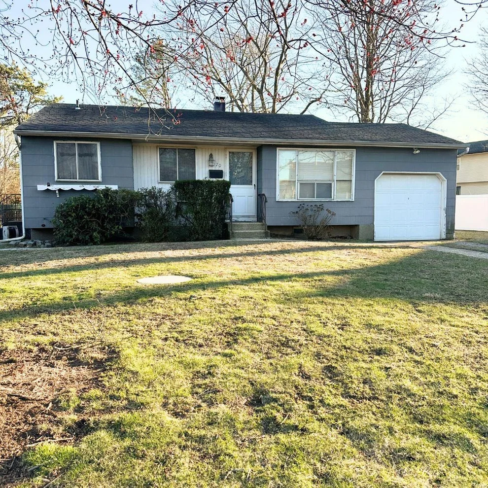 Unit for sale at 70 Pelham Drive, Islip, NY 11717