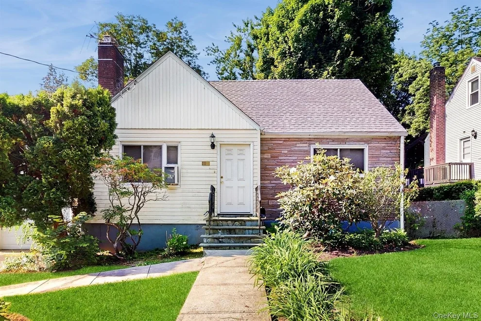 Unit for sale at 42 Juniper Hill Road, Greenburgh, NY 10607