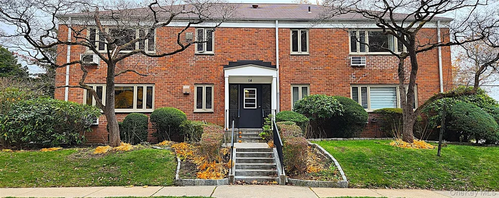 Unit for sale at 54 Lawrence Drive, White Plains, NY 10603