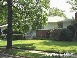 Unit for sale at 91 Southern Parkway, Oyster Bay, NY 11803