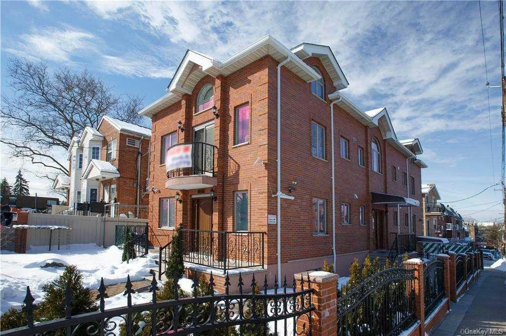 Unit for sale at 60-02 Lawrence Street, New York, NY 11355