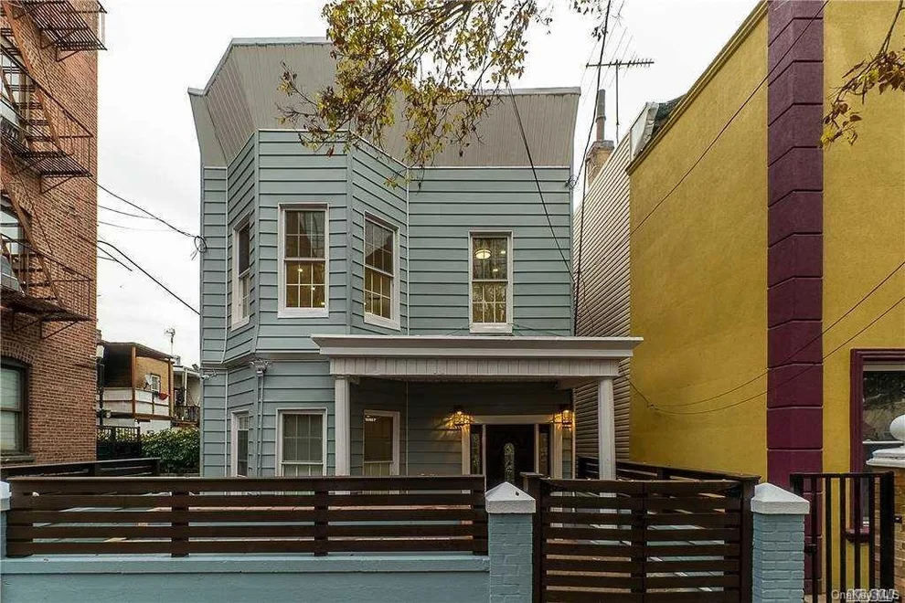 Unit for sale at 2358 Lyon Ave, New York, NY 10462