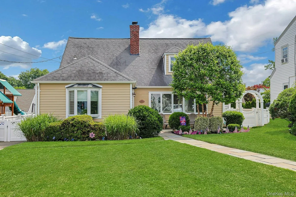 Unit for sale at 20 Knox Road, Eastchester, NY 10709