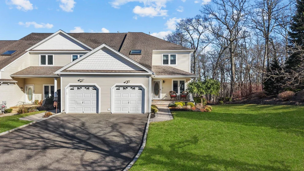 Unit for sale at 22 Lindbergh Circle, Huntington, NY 11743