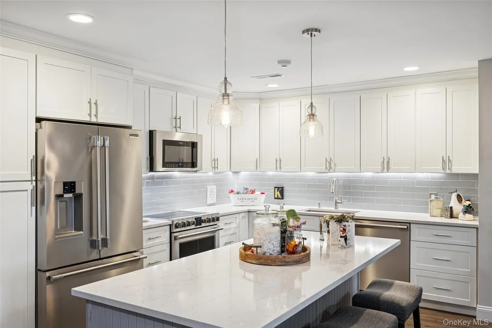 Unit for sale at 606 Sara Circle, Brookhaven, NY 11776