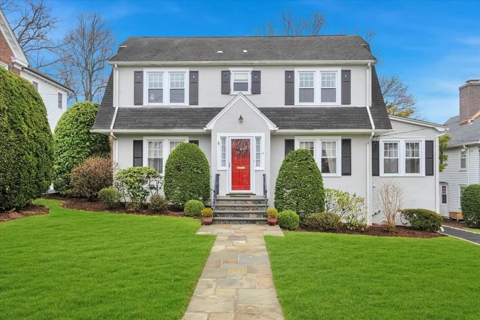Unit for sale at 14 Stratford Road, Eastchester, NY 10583