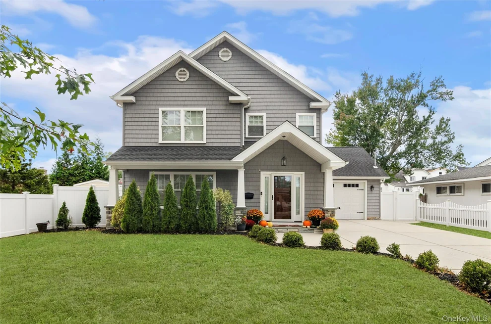 Unit for sale at 41 Weidner Avenue, Hempstead, NY 11572