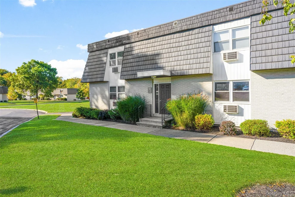 Unit for sale at 11 White Gate Road, Wappinger, NY 12590