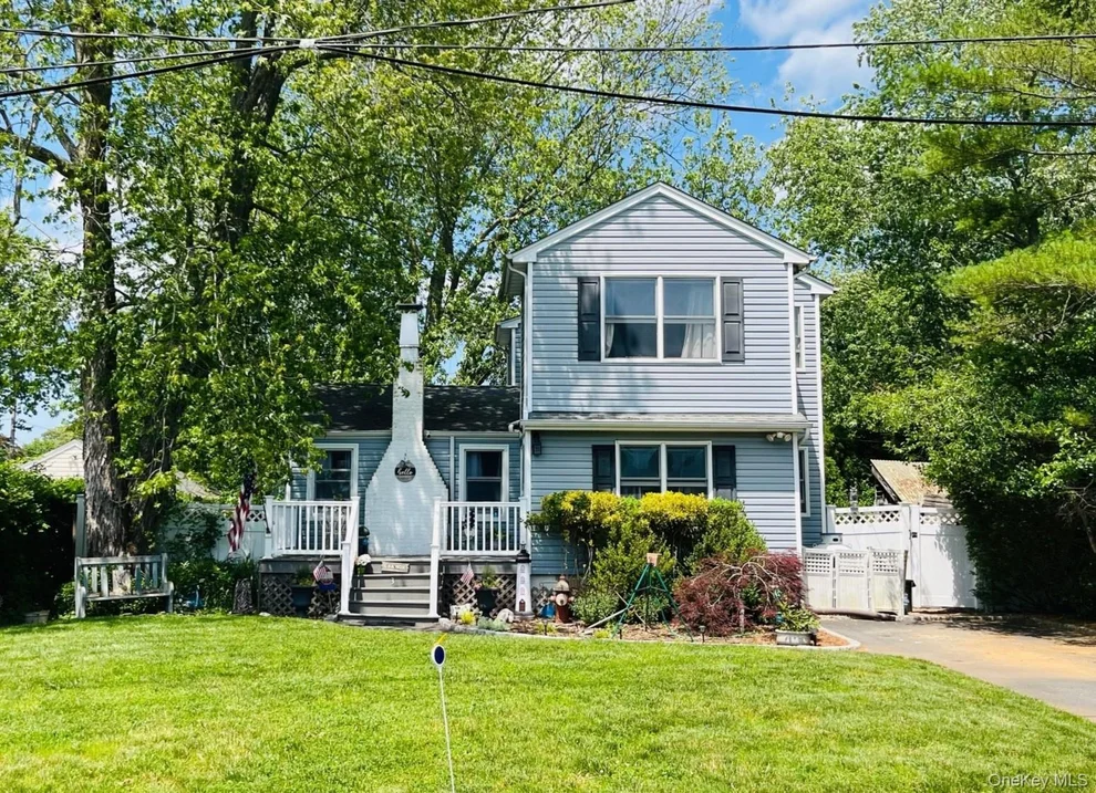 Unit for sale at 3 Liberty Place, Brookhaven, NY 11772