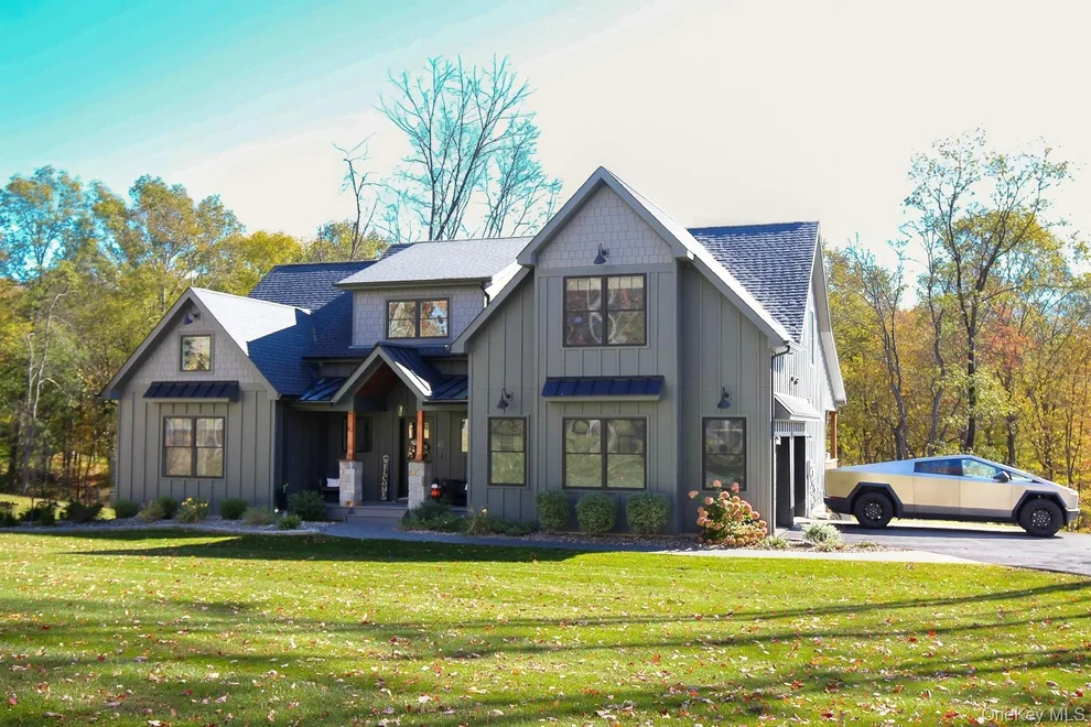 Unit for sale at 41 Fern Wood Way, Montgomery, NY 12549
