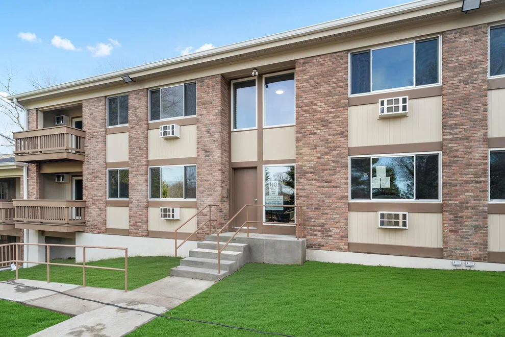 Unit for sale at 3 Woods End Circle, Peekskill, NY 10566