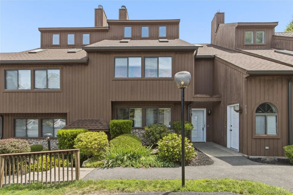 Unit for sale at 702 Scenic Lane, Poughkeepsie, NY 12603