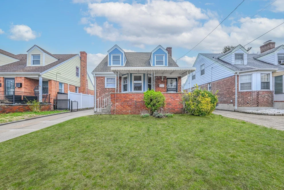Unit for sale at 115-17 237th Street, Hempstead, NY 11003