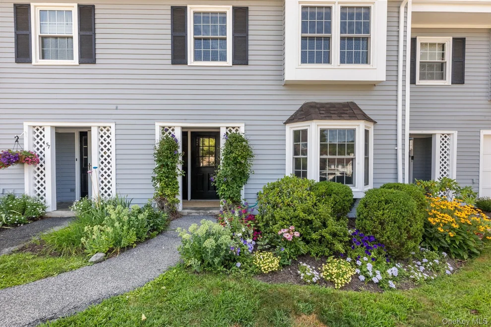 Unit for sale at 58 Winterberry Circle, Lewisboro, NY 10518