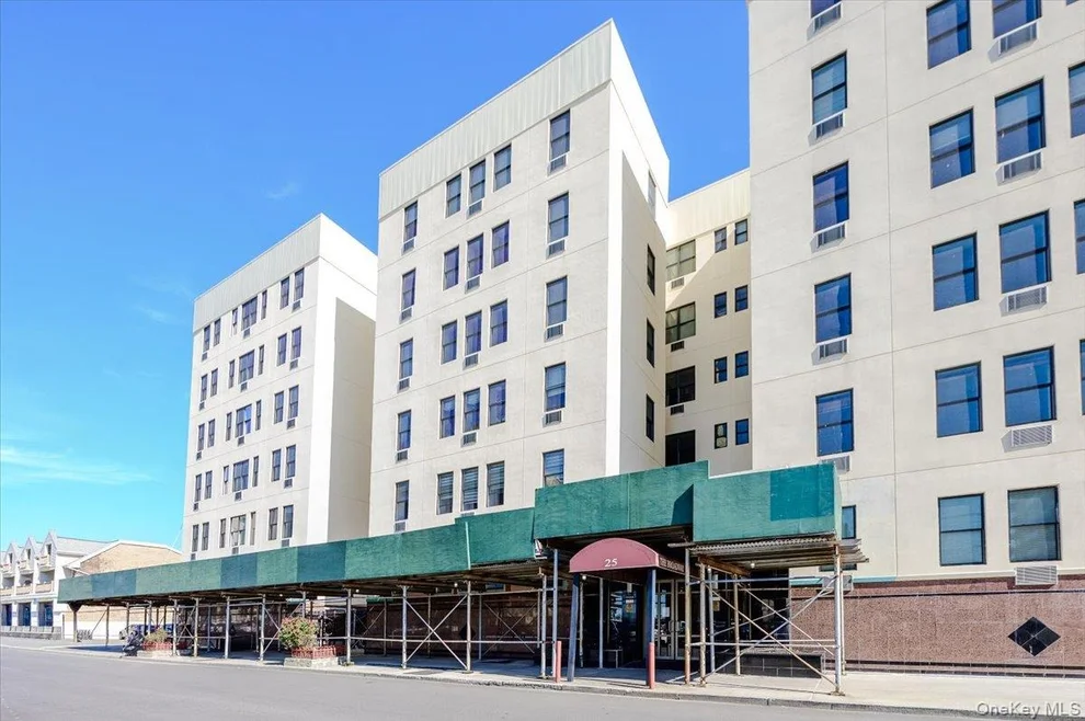 25 West Broadway