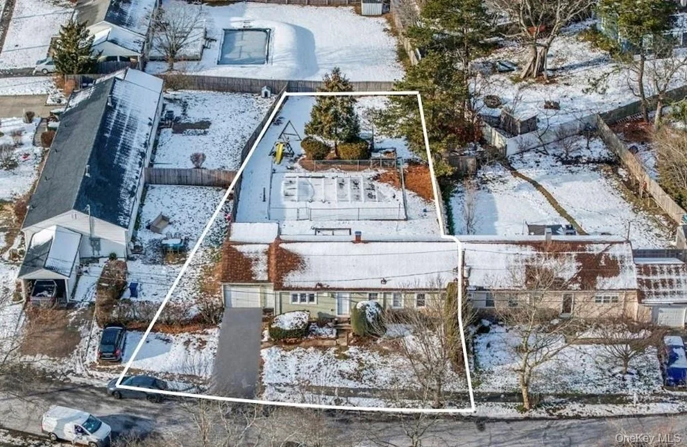 Unit for sale at 741 Hamilton Avenue, Southampton, NY 11978