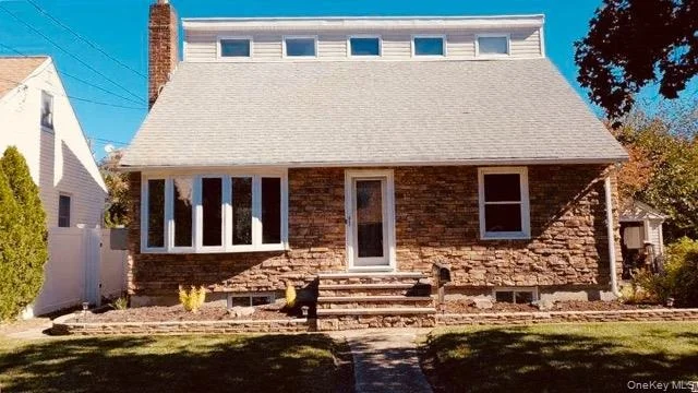 Unit for sale at 77 Lynton Road, North Hempstead, NY 11507