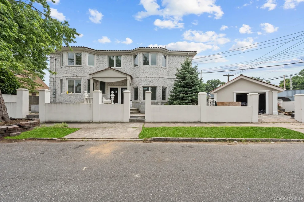 Unit for sale at 21908 138th Road, New York, NY 11413