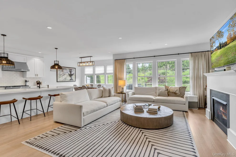 Unit for sale at 5 Primrose Lane, Rye Town, NY 10573