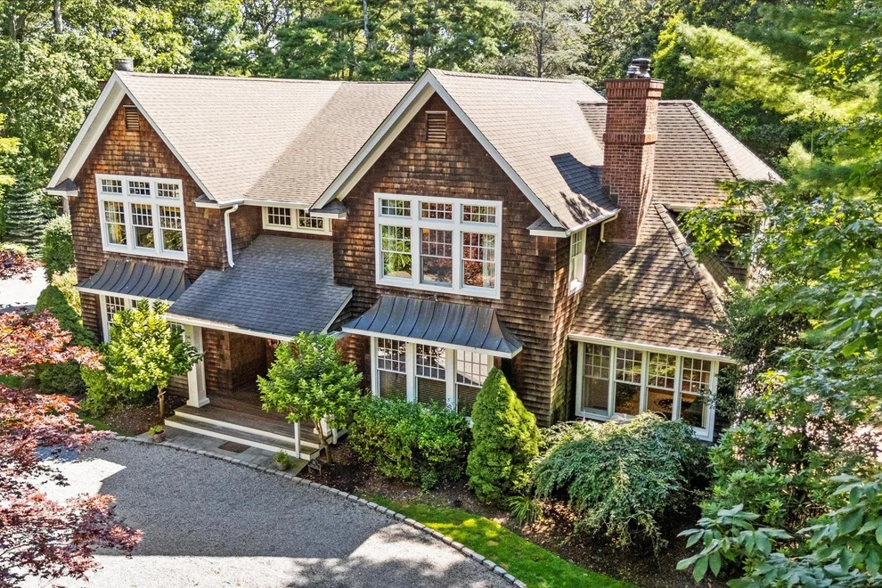 Unit for sale at 53 Cedar Lane W, Southampton, NY 11960