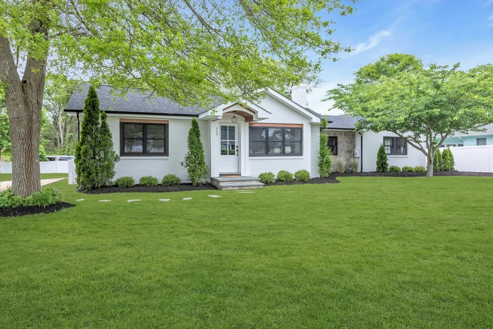 Unit for sale at 12 Edwards Lane E, Brookhaven, NY 11715