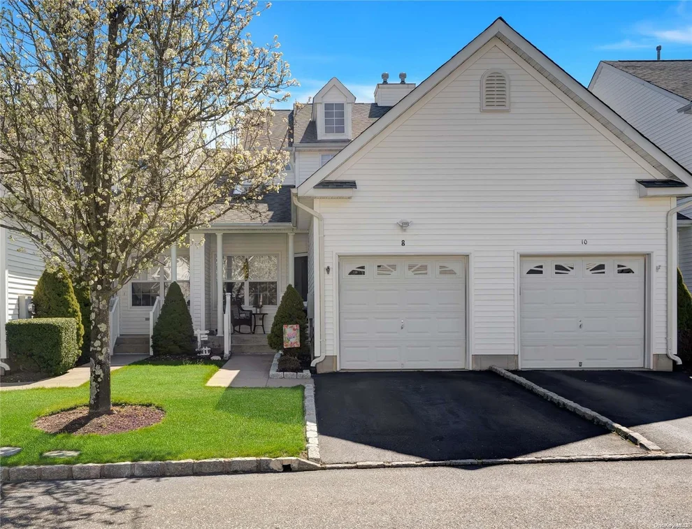 Unit for sale at 8 Brookville Way, Brookhaven, NY 11949