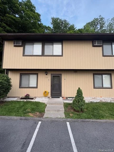 Unit for sale at 3601 Chelsea Cove S, East Fishkill, NY 12533