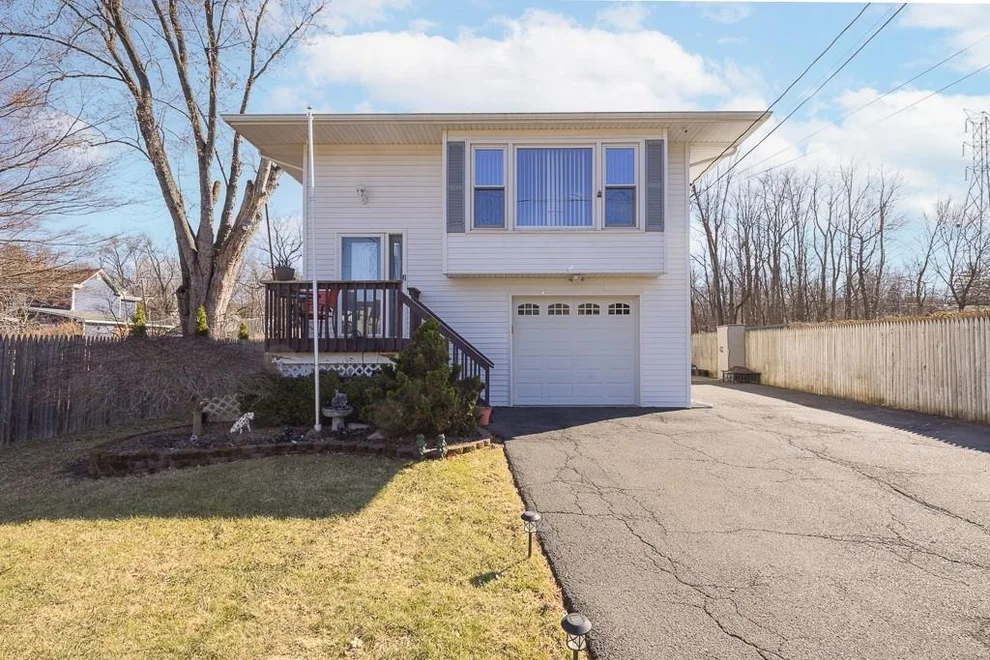 Unit for sale at 9 Jackson Avenue, Haverstraw, NY 10923