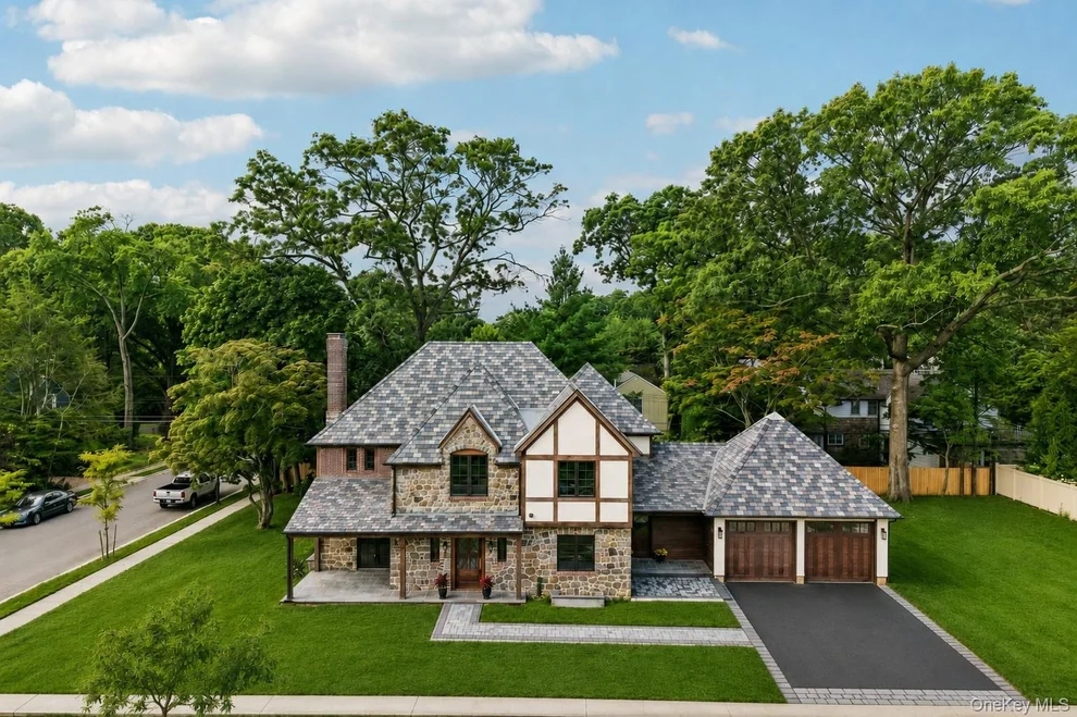 Unit for sale at 46 Banbury Road, Hempstead, NY 11570