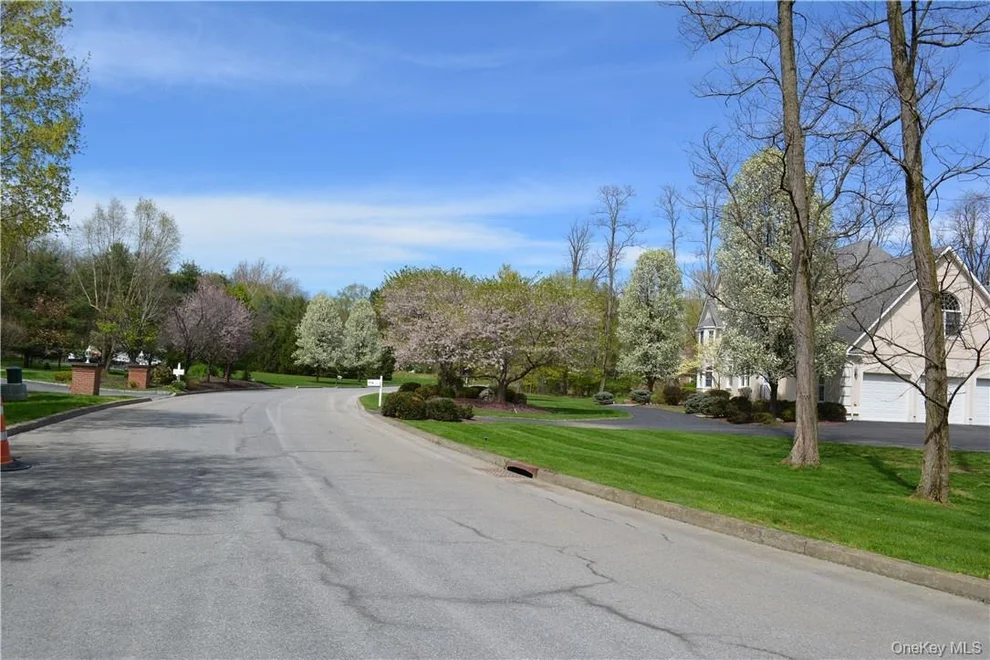 Unit for sale at Gentry Bend, Poughkeepsie (Town), NY 12603