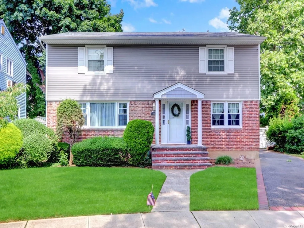 Unit for sale at 40 Ackley Court, Hempstead, NY 11565