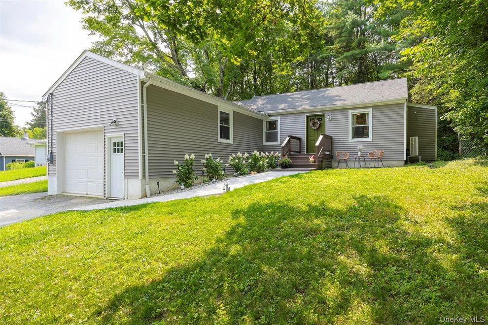 Unit for sale at 148 Bower Road, Poughkeepsie (Town), NY 12603