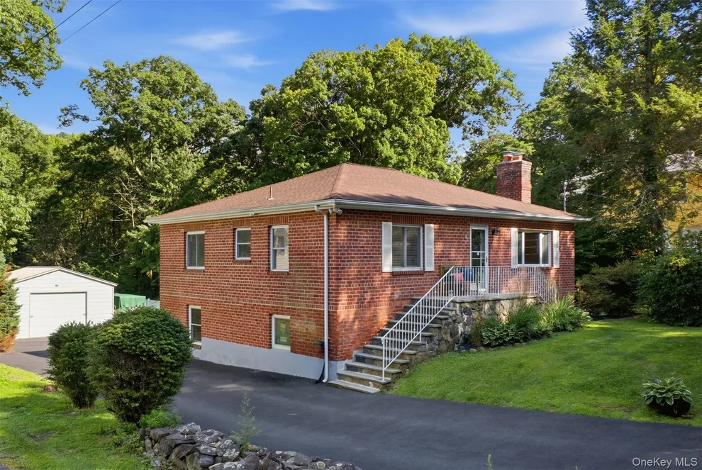 Unit for sale at 8 Arbutus Street, Putnam Valley, NY 10579