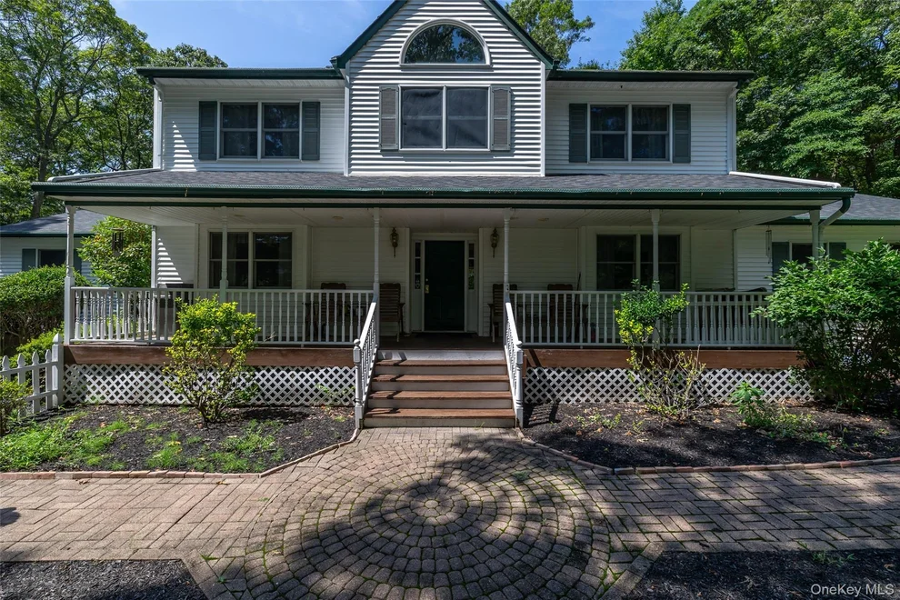 Unit for sale at 167 Farm Road E, Riverhead, NY 11792
