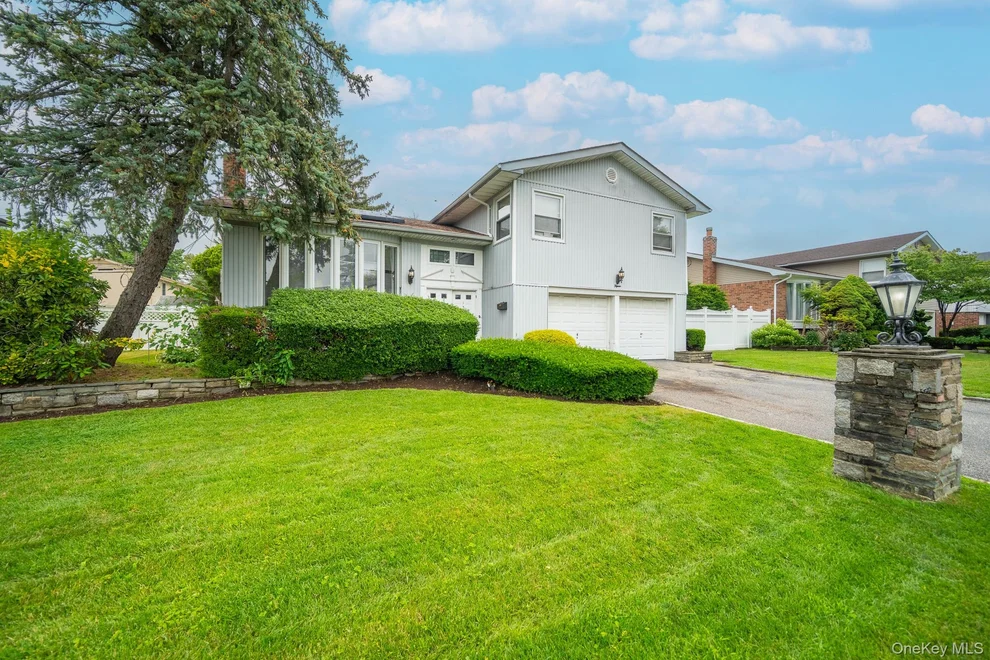 Unit for sale at 15 Jackie Drive, Hempstead, NY 11590
