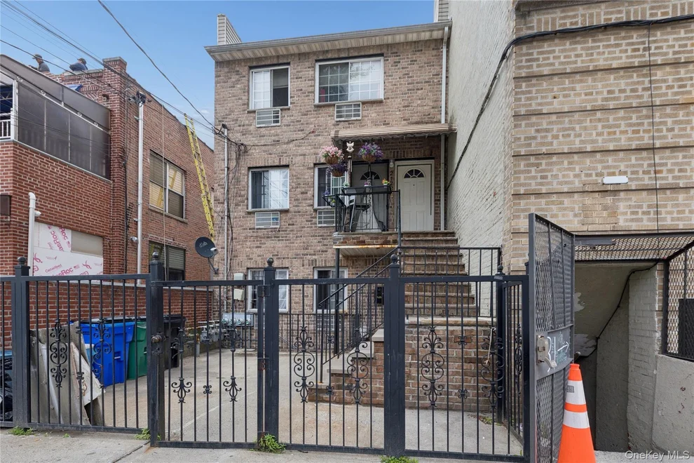 Unit for sale at 2722 Wallace Avenue, New York, NY 10467