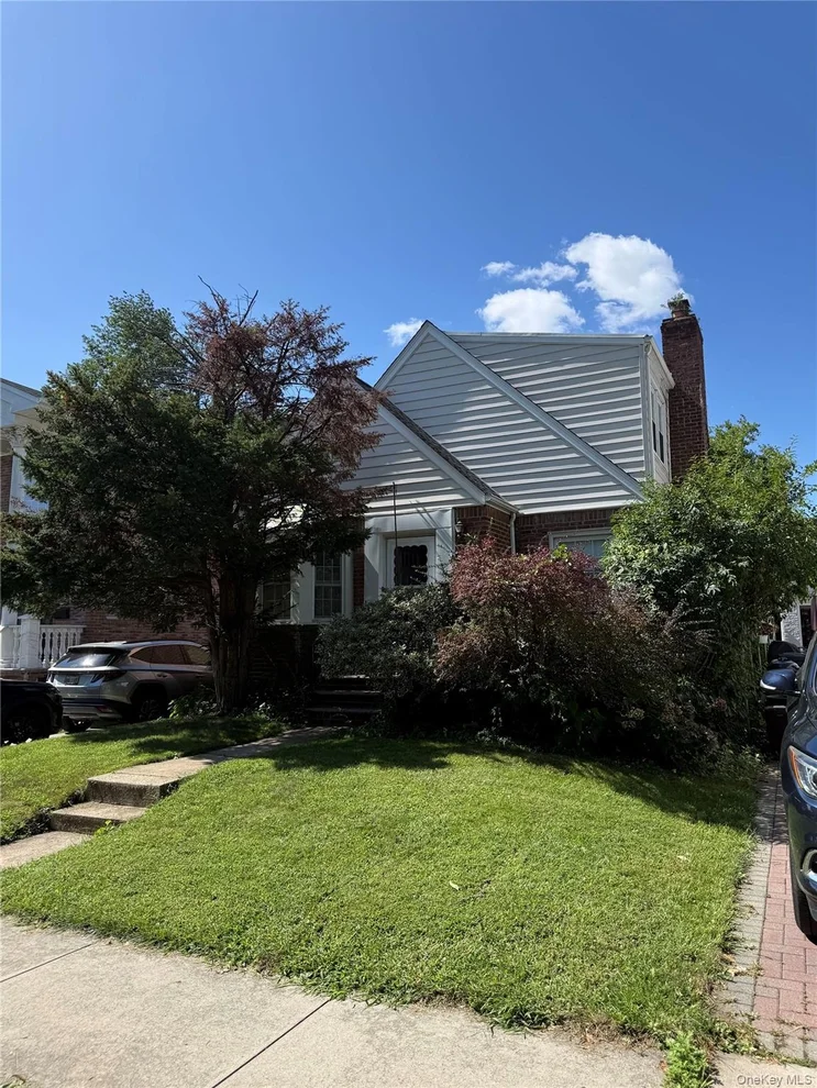 Unit for sale at 58-16 197th Street, New York, NY 11365