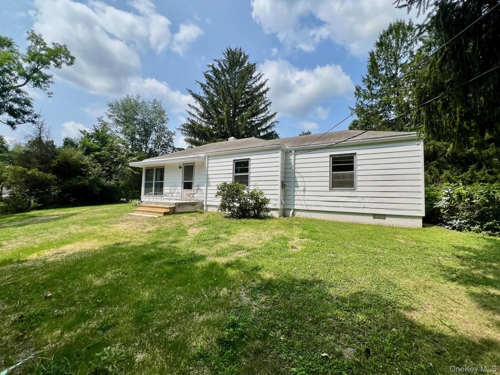 Unit for sale at 1253 Salt Point Turnpike, Pleasant Valley, NY 12569