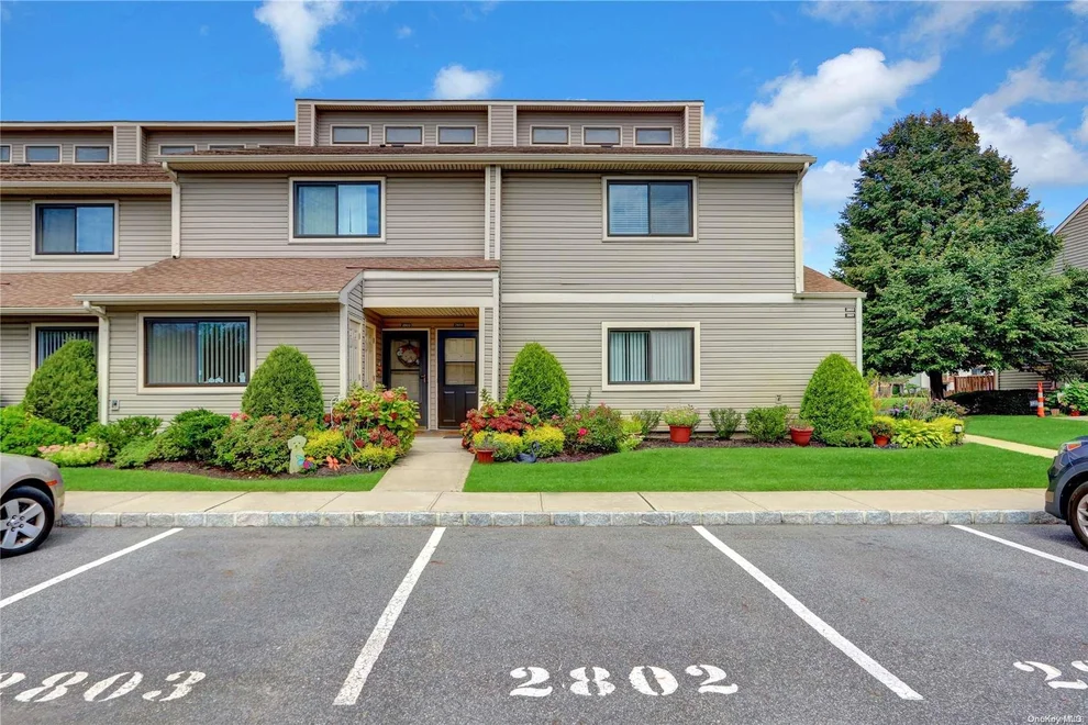 Unit for sale at 100 Daly Boulevard, Hempstead, NY 11572