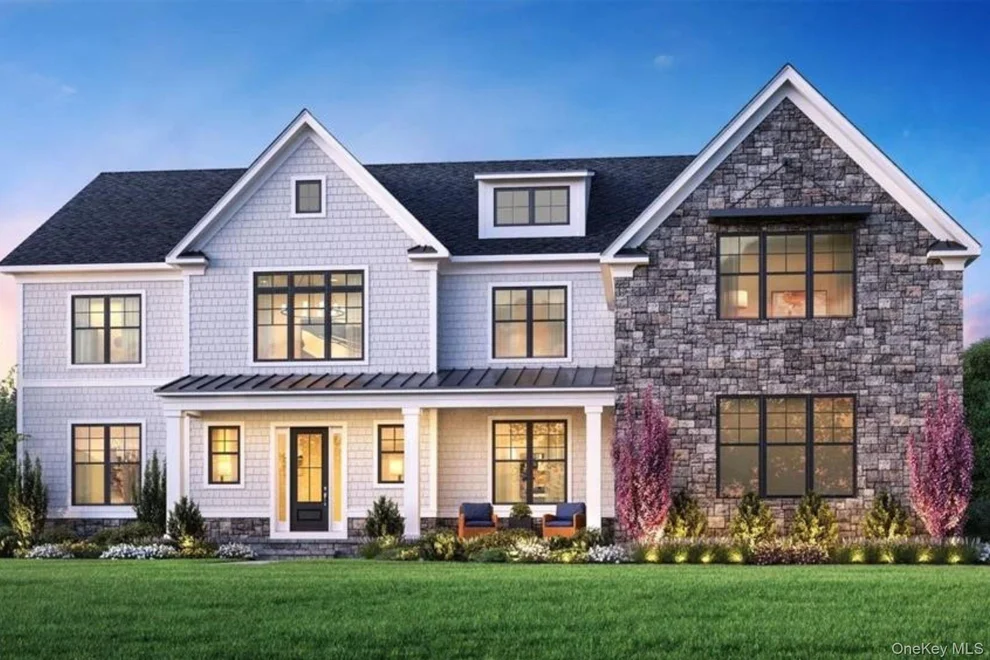 Unit for sale at 9 Sienna Court, Huntington, NY 11746