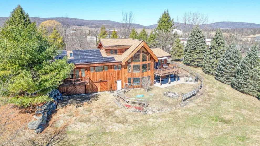 Unit for sale at 15 Mills Place, Marlboro, NY 12547