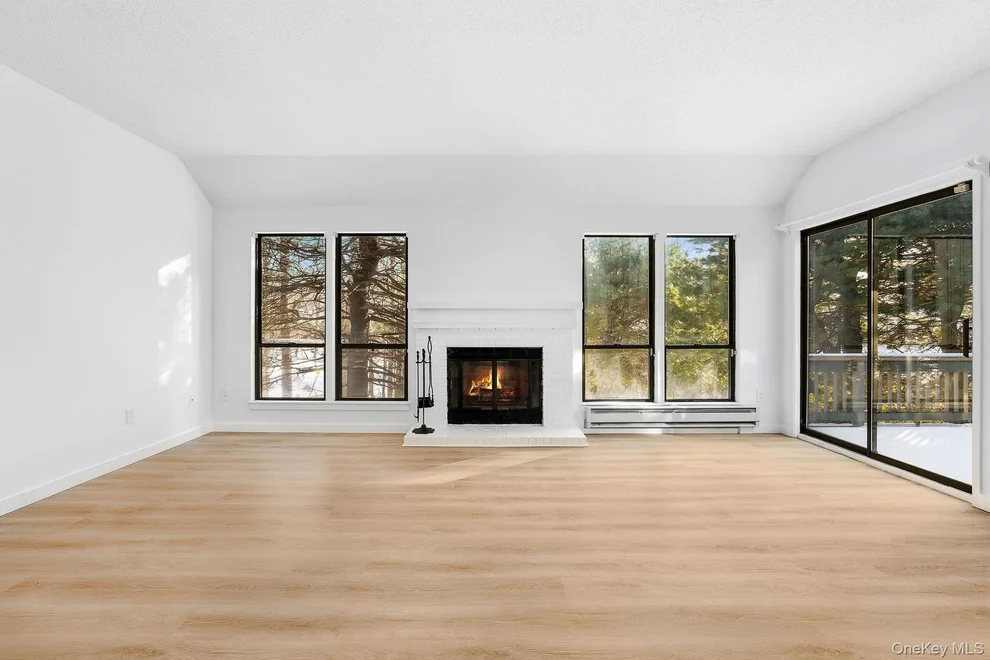 Unit for sale at 578 Heritage Hills, Somers, NY 10589