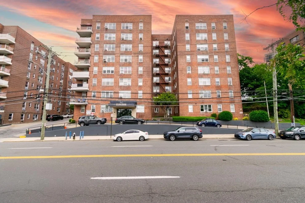 Unit for sale at 365 Bronx River Road, Yonkers, NY 10704