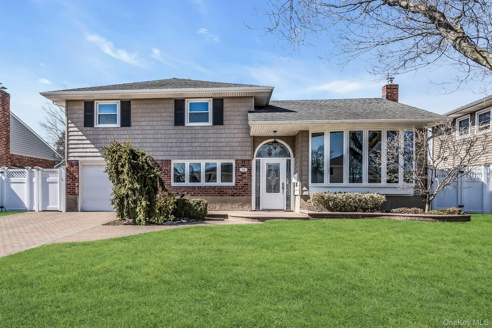 Unit for sale at 71 Lea Ann Terrace, Hempstead, NY 11793